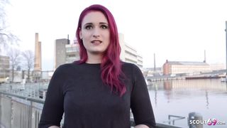 GERMAN SCOUT - Die rothaarige Studentin Melina bekommt beim Casting POV einen Orgasmus mit Sommersprossen